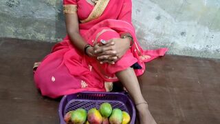 Indian Poor Lady Selling a Mango and Hard Fucking 