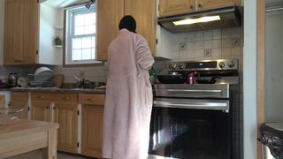 Iranian mother hammered in kitchen سکس با زن جنده همسایه امیر توروخدا بزار برم