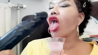 Deep Throat Girl Plays Bukkake With Real Chunky Sperm