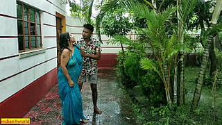Indian Attractive Aunty Outdoor Sex at Rainy Day! Hard core Sex