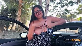 Casting ON WHEELS for Huge n' busty MILF: Lola Smith is so charming!